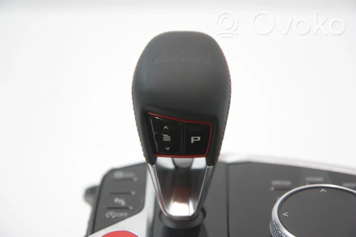 BMW M5 F90 Gear shifter/selector 018063