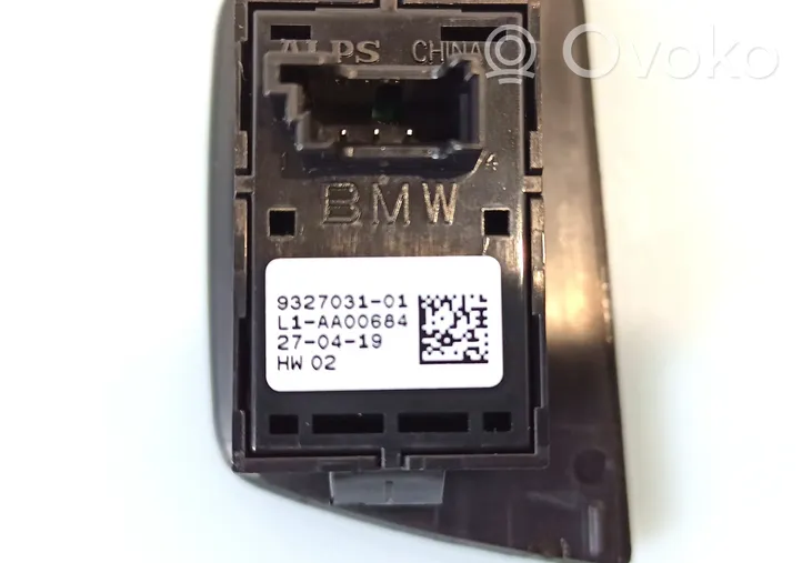 BMW 5 G30 G31 Interruttore di controllo dell’alzacristalli elettrico 021868