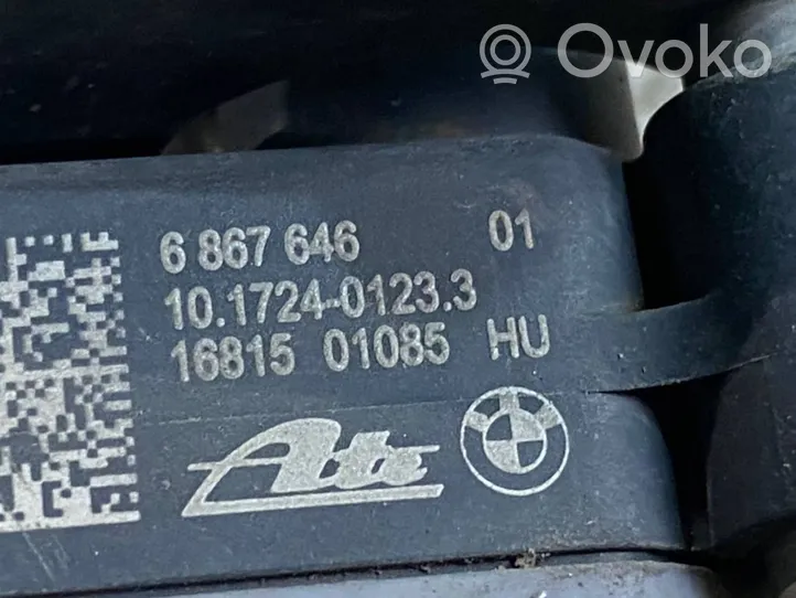 BMW 2 F46 Czujnik poziomowania zawieszenia osi przedniej 6867646