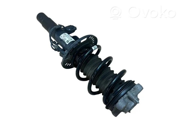 BMW 3 G20 G21 Ammortizzatore anteriore con molla elicoidale 6898313