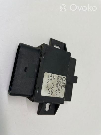 Audi A4 S4 B7 8E 8H Unité de commande / module de pompe à carburant 4F0906093B