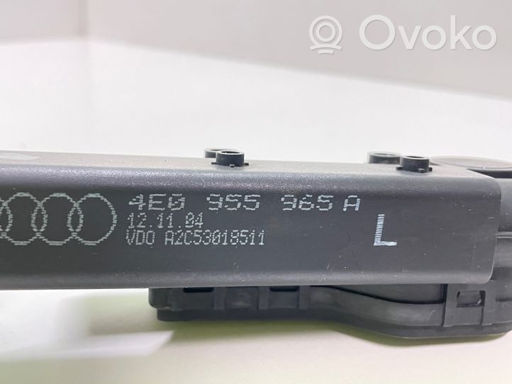 Audi A8 S8 D3 4E Ugello a spruzzo lavavetri per faro 4E0955965A