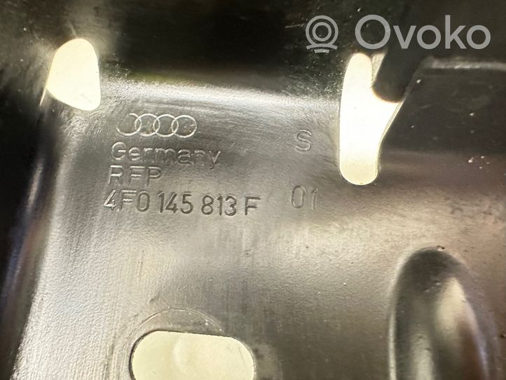 Audi A6 S6 C6 4F Support, tuyau de refroidissement intermédiaire 4F0145813F
