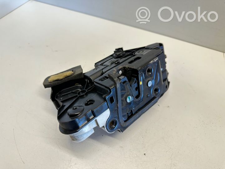 Volkswagen Sharan Front door lock 5K1837015B