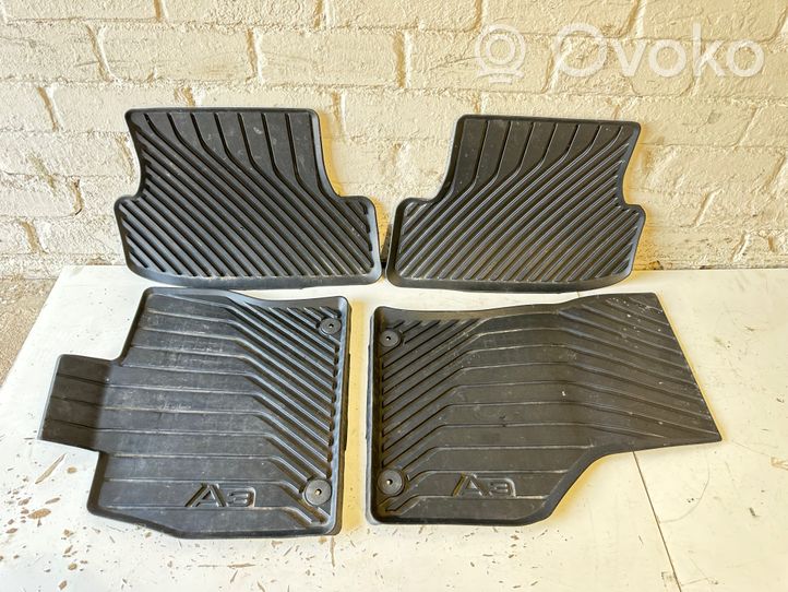 Audi A3 S3 8V Kit tapis de sol auto 8v1061501041