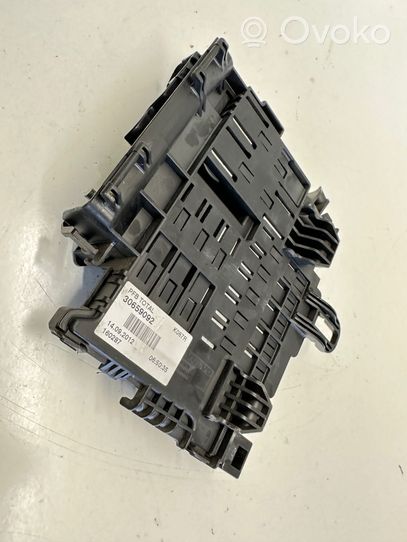 Volvo XC70 Fuse module 30659092