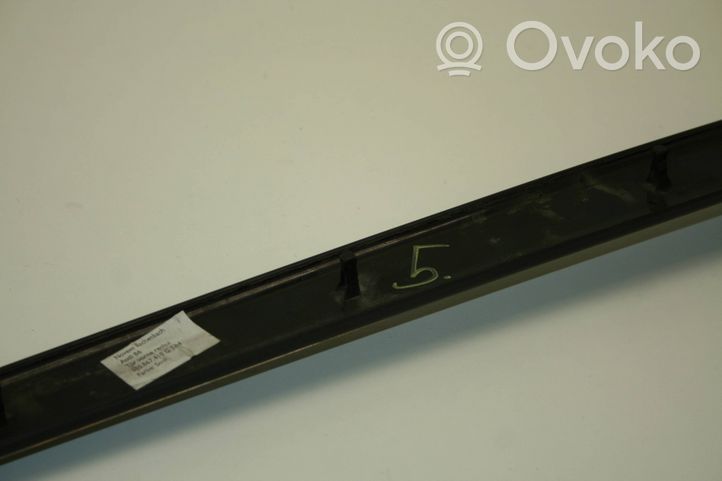 Audi A4 S4 B7 8E 8H Front door trim bar 8E0867410G