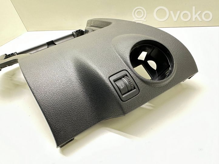 Volkswagen Tiguan Verkleidung Armaturenbrett Cockpit unten 5M1858210B