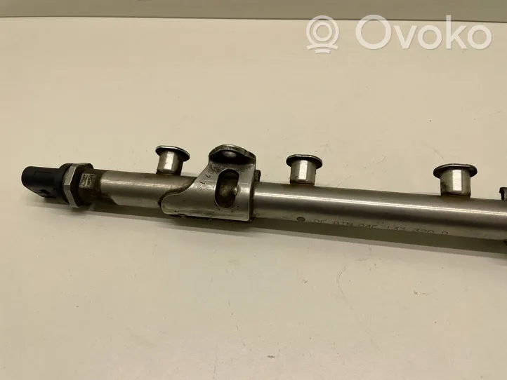 Volkswagen Tiguan Tuyau d'alimentation conduite de carburant 04E133320D