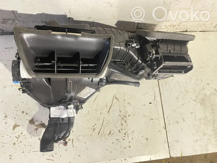 Volkswagen Tiguan Scatola climatizzatore riscaldamento abitacolo assemblata 5N1820003