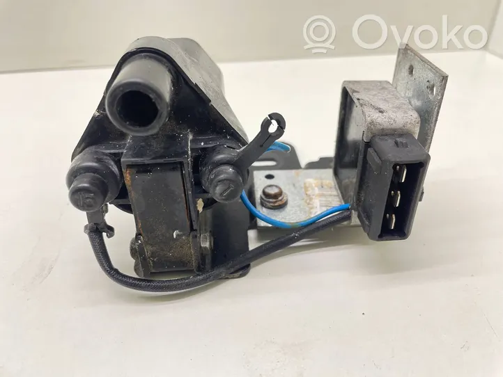 Audi 80 90 S2 B4 High voltage ignition coil 893905105E