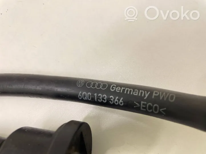 Volkswagen Polo Valve vacuum 6Q0133366