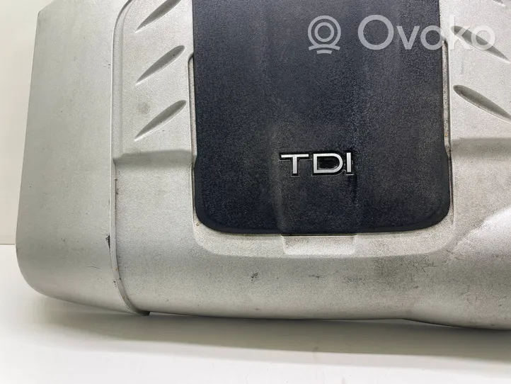 Audi Q7 4L Variklio dangtis (apdaila) 4L0103925