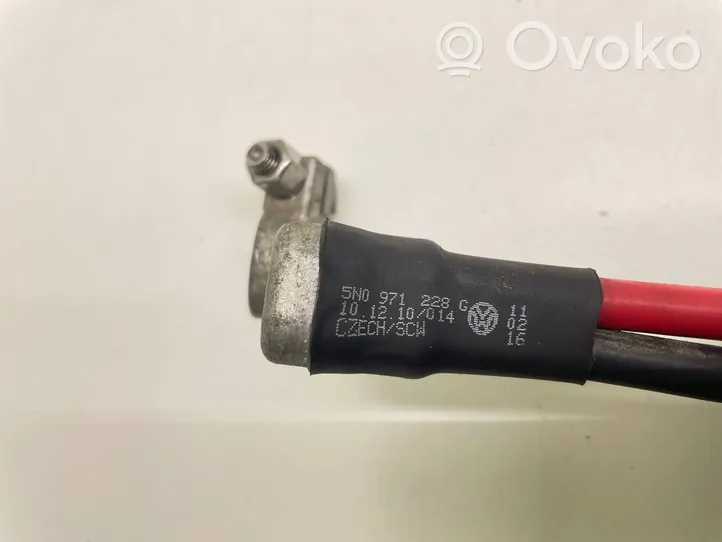 Volkswagen Tiguan Câble de batterie positif 5N0971228