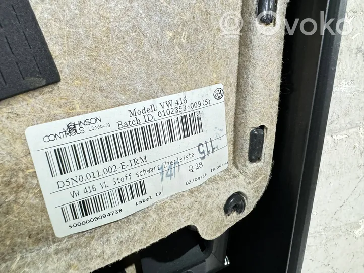Volkswagen Tiguan Boczki / Poszycie drzwi przednich 5N0867011