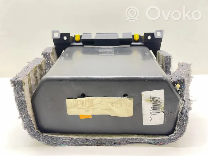 Volvo V50 Glove box 09491937