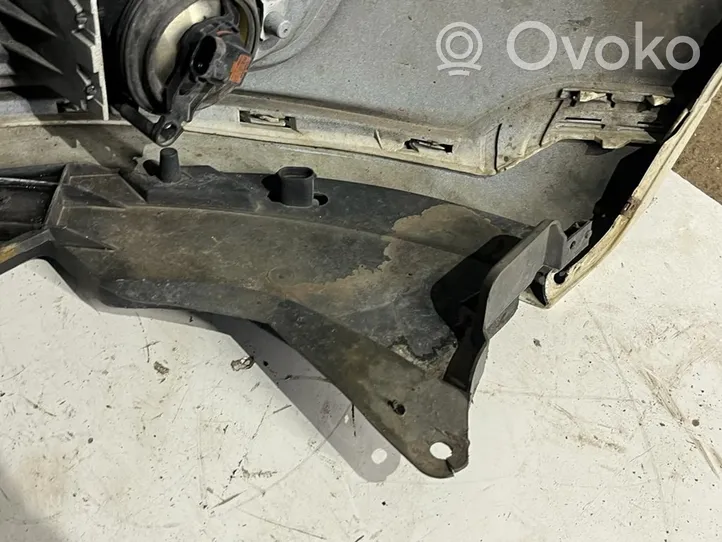 Volvo V50 Front bumper 30744976