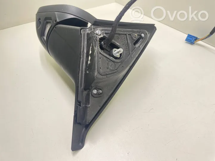 Volvo V50 Front door electric wing mirror 