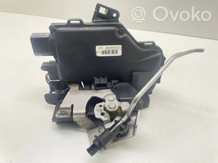 Audi A4 S4 B6 8E 8H Etuoven lukko 8E0839015C