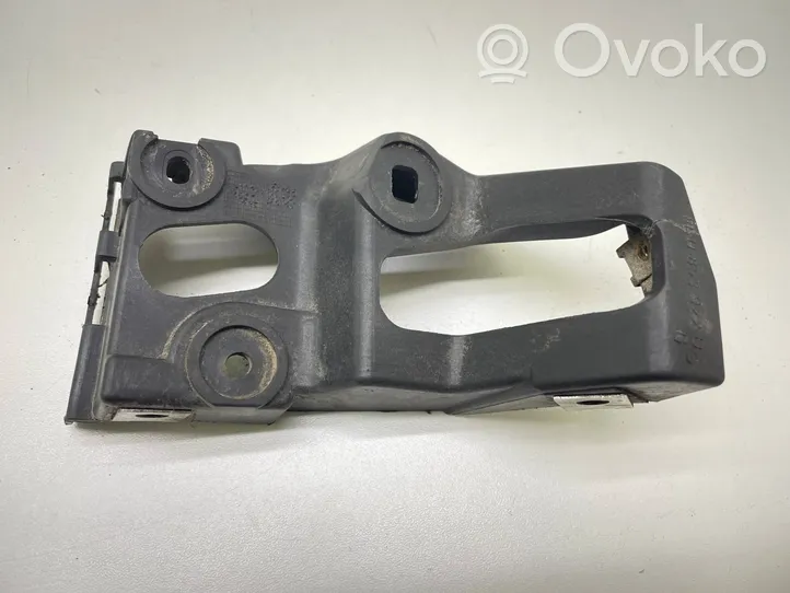 Audi A4 S4 B7 8E 8H Staffa di rinforzo montaggio del paraurti anteriore 8E0853922D