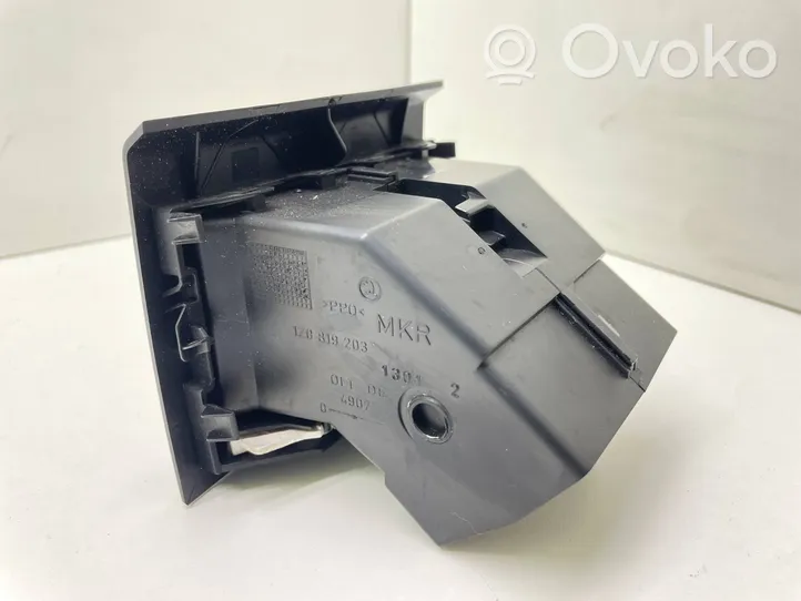 Skoda Octavia Mk2 (1Z) Dysze / Kratki środkowego nawiewu deski rozdzielczej 1Z0819203