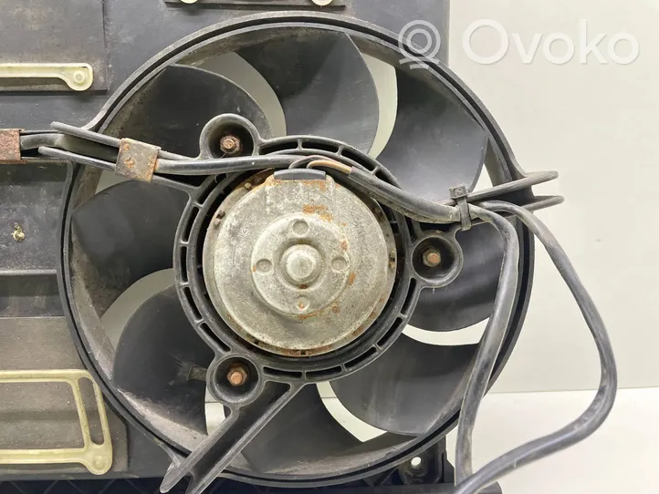 Audi 80 90 S2 B4 Ventilatore di raffreddamento elettrico del radiatore 893121207G