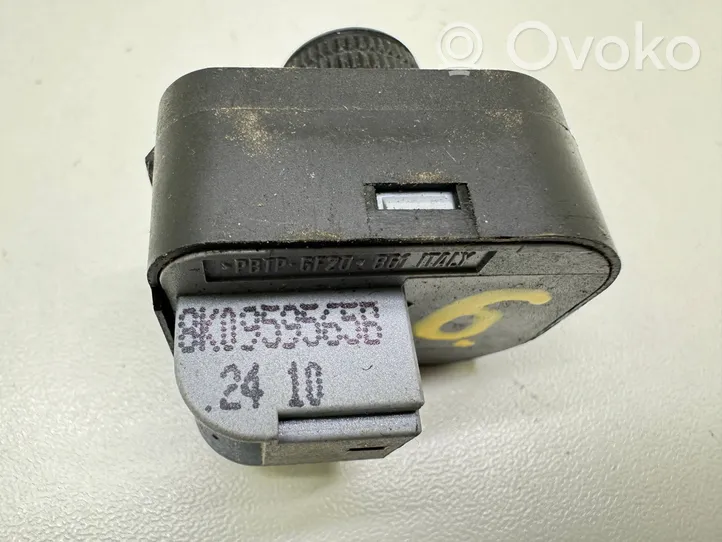 Audi A4 S4 B8 8K Bouton de commutateur rétroviseur latéral 8K0959565B