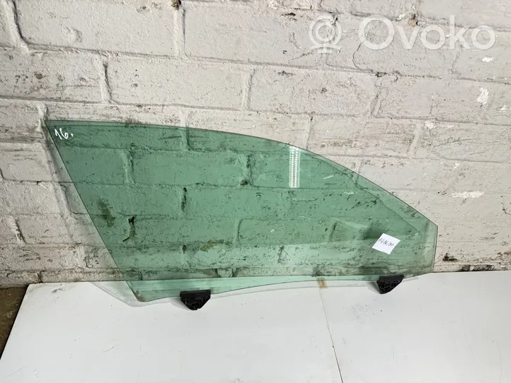 Audi A4 S4 B7 8E 8H Front door window glass four-door 