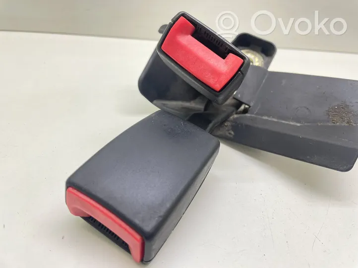 Audi A4 S4 B7 8E 8H Middle seatbelt buckle (rear) 8E0857739D