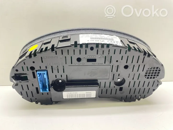 Audi A3 S3 A3 Sportback 8P Speedometer (instrument cluster) 8P0920931A