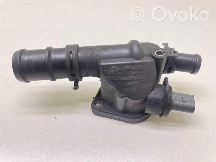 Volkswagen PASSAT B6 Tuyau de liquide de refroidissement moteur 03G121132