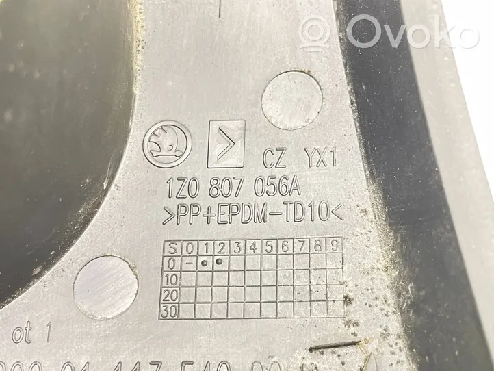 Skoda Octavia Mk2 (1Z) Ugello a spruzzo lavavetri per faro 1Z0807056A