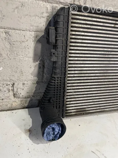 Volkswagen Touran I Chłodnica powietrza doładowującego / Intercooler 1K0145928A