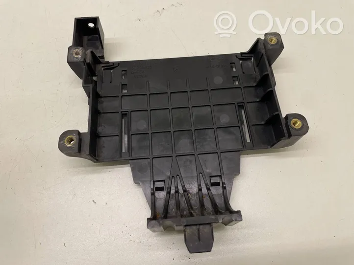 Volvo XC60 Supporto centralina motore 30729835