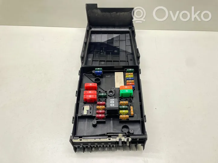 Volkswagen Golf VI Fuse box set 1K0937125D