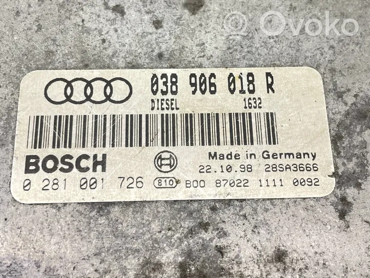 Audi A4 S4 B5 8D Variklio valdymo blokas 038906018R