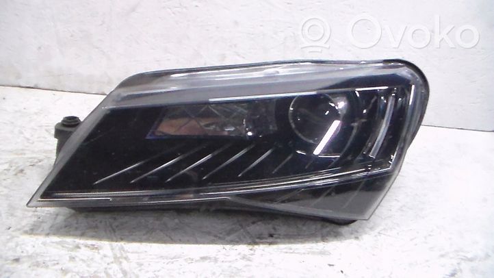 Skoda Superb B8 (3V) Lampa przednia 