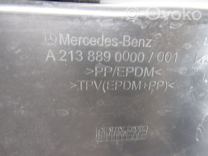 Mercedes-Benz E W213 Lokasuojan päätylista A2138890000
