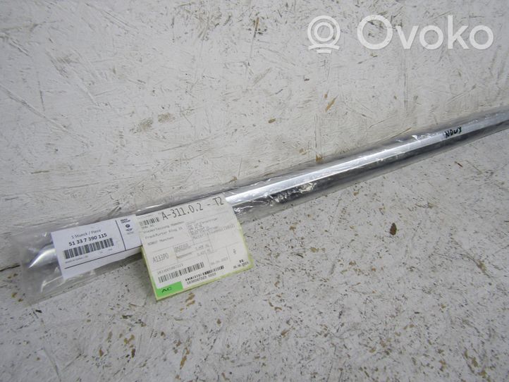 BMW M5 F90 Moulure de porte avant 51337390115