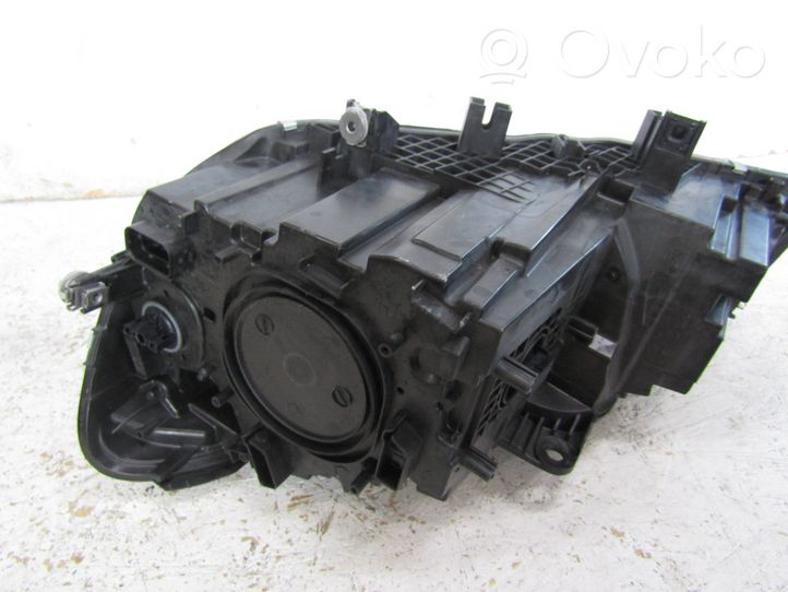 BMW 2 F45 Lampa przednia 7391402