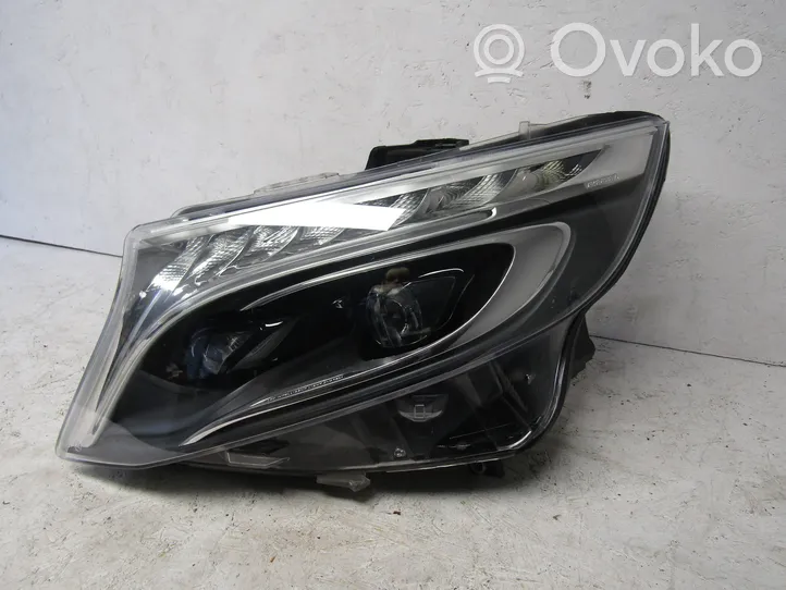 Mercedes-Benz V Class W447 Faro/fanale A4479069700