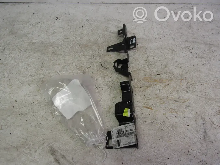 Opel Astra L Supporto di montaggio del parafango 9838170080