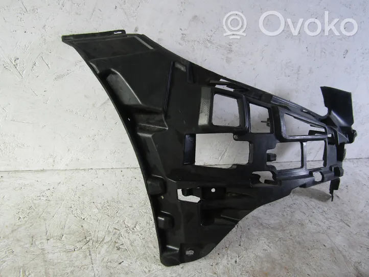 Mercedes-Benz C W205 Staffa di rinforzo montaggio del paraurti anteriore A2058850665