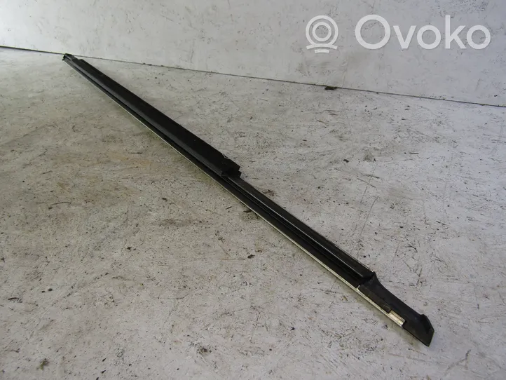 Mercedes-Benz E W213 Rivestimento modanatura A2137200124