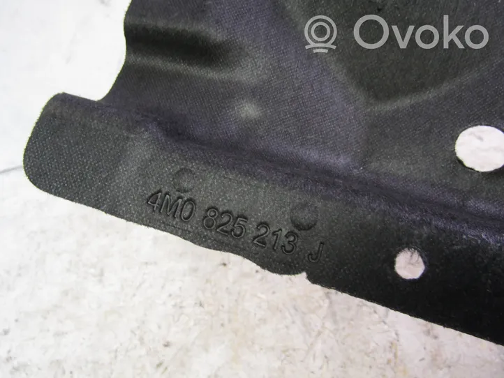 Audi Q7 4M Plaque de protection de réservoir de carburant 4M0825213J