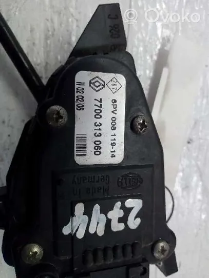 Nissan Primastar Pedal del acelerador 7700313060