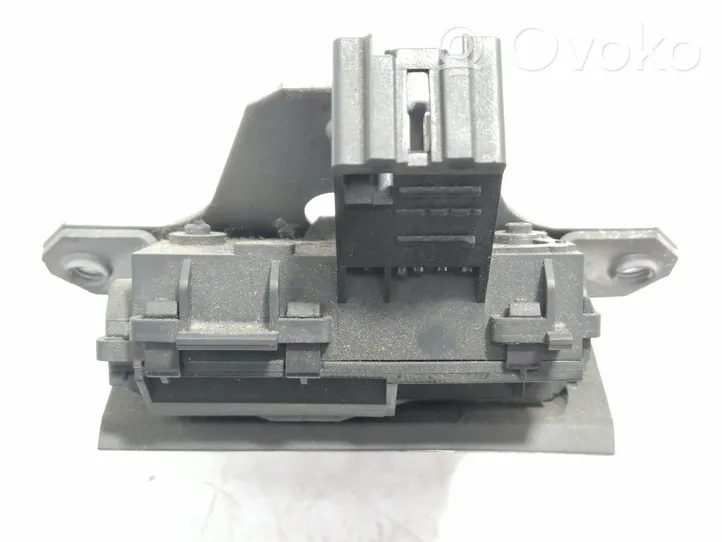 Ford Mondeo MK IV Blocco chiusura del portellone 8M51R442A66AC