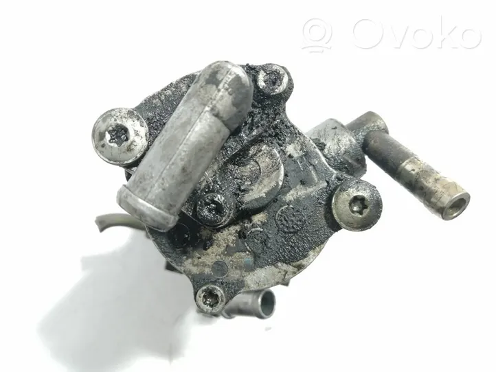 Volkswagen II LT Power steering pump 