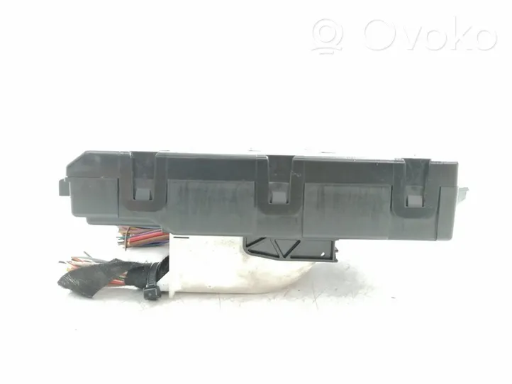 Volkswagen Up Fuse module 1S0937086