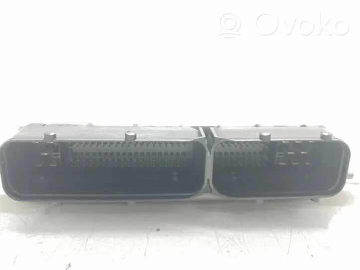 Audi A6 Allroad C5 Calculateur moteur ECU 8E0907401J